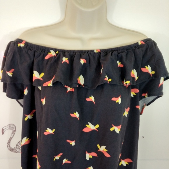 Torrid FLORAL PRINT CREPE RUFFLED TULIP BACK TOP - Picture 4 of 6